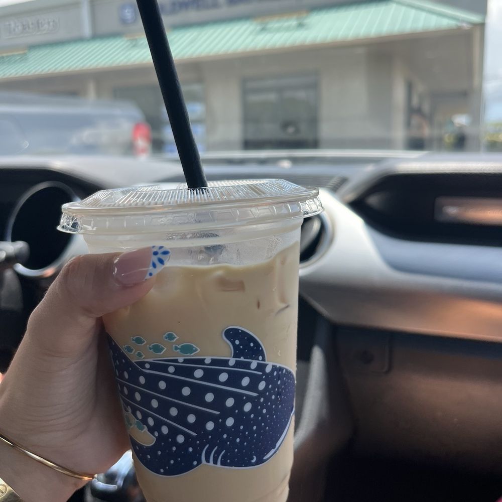 pistachio coconut latte