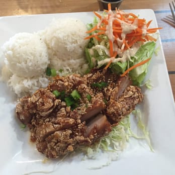 Da Kitchen Maui - Katsue checken - Hawaiian Near Me - Kihei, Hawaii