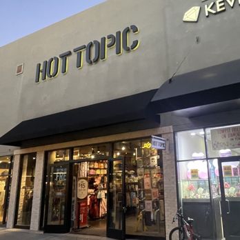 Hot Topic - Accessories Near Me - Orange, California Hot Topic - Accessories Near Me - Orange, California