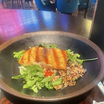 Puttshack - St. Louis - Salmon bowl - Mini Golf Near Me - St. Louis, Missouri