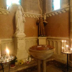 Eglise St. Denise - Taufstein