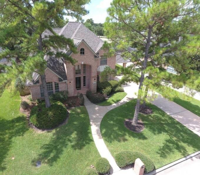 Slide of RLK Roof Designs