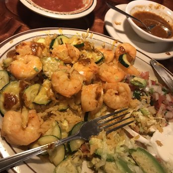 La Fiesta Mexico - Shrimp with rice/Camarones con Arroz. - Mexican Near Me - Cincinnati, Ohio La Fiesta Mexico - Shrimp with rice/Camarones con Arroz. - Mexican Near Me - Cincinnati, Ohio