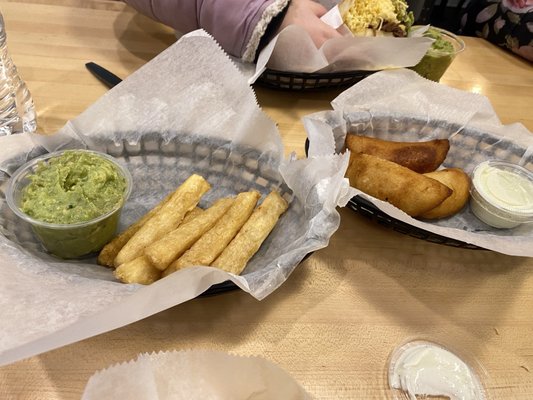 BienMeSabe Venezuelan Arepa Bar by null