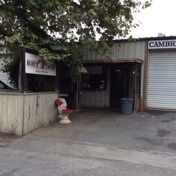 Boni's Tacos - Mexican Near Me - Cambria, California