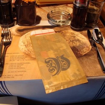 Zunfthausrestaurant Pfistern - Place setting - Swiss Food Near Me - Luzern, LU