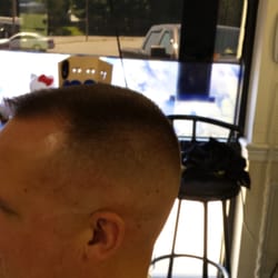 Lee's Barber Shop