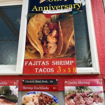 8 Wonder - Mexican Near Me - Maui, Hawaii