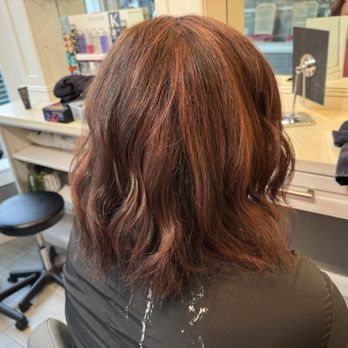Bloom Blow Dry Bar - Hair Salons Near Me - San Francisco, California