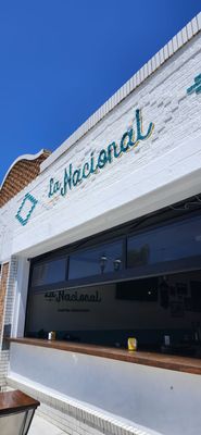 La Nacional by null