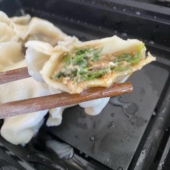 Meet Dumpling - Green Chive with Shrimp & Pork Dumplings - Chinese Near Me - San Diego, California Meet Dumpling - Green Chive with Shrimp & Pork Dumplings - Chinese Near Me - San Diego, California