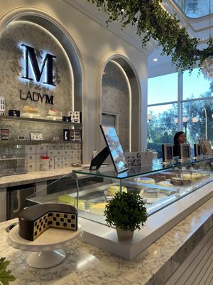 Lady M Cake Boutique - Las Vegas by null
