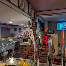 Five Fingers Pub