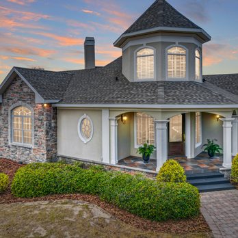 Brenda Ashley - The Elite Realty Experience - Florida Home with large pool on acerage - Real Estate Agents Near Me - Wesley Chapel, Florida Brenda Ashley - The Elite Realty Experience - Florida Home with large pool on acerage - Real Estate Agents Near Me - Wesley Chapel, Florida