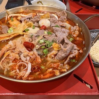 De Hotpotmini - Chef recommended Spicy Beef - Hot Pot Near Me - Bellevue, Washington
