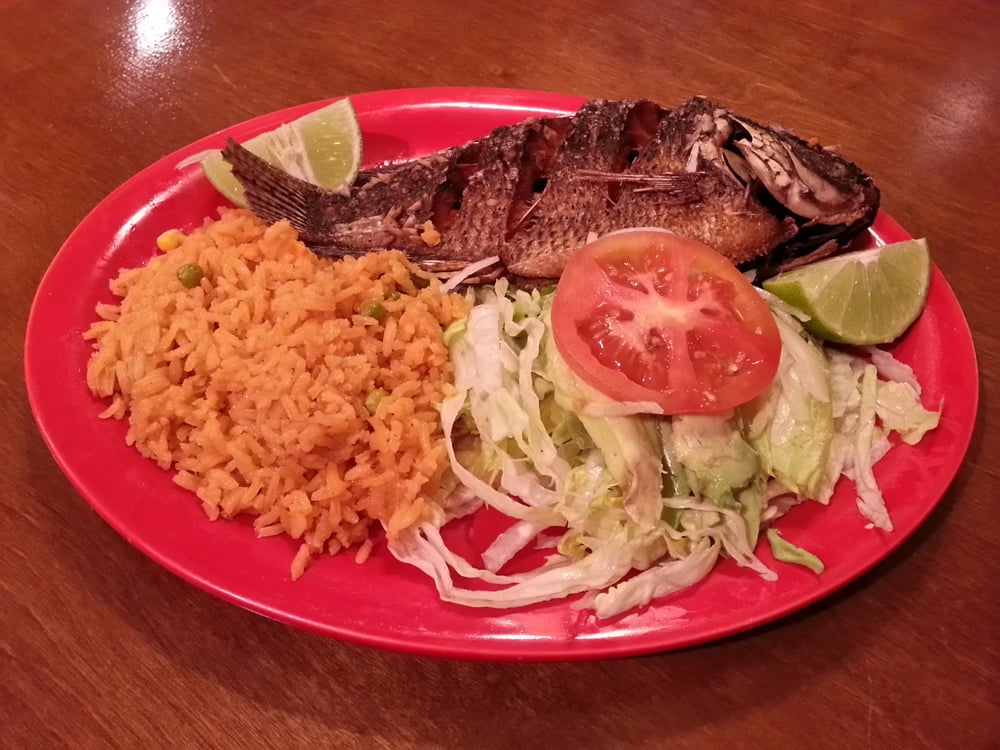 El Manzanillo Mexican Restaurant & Bar