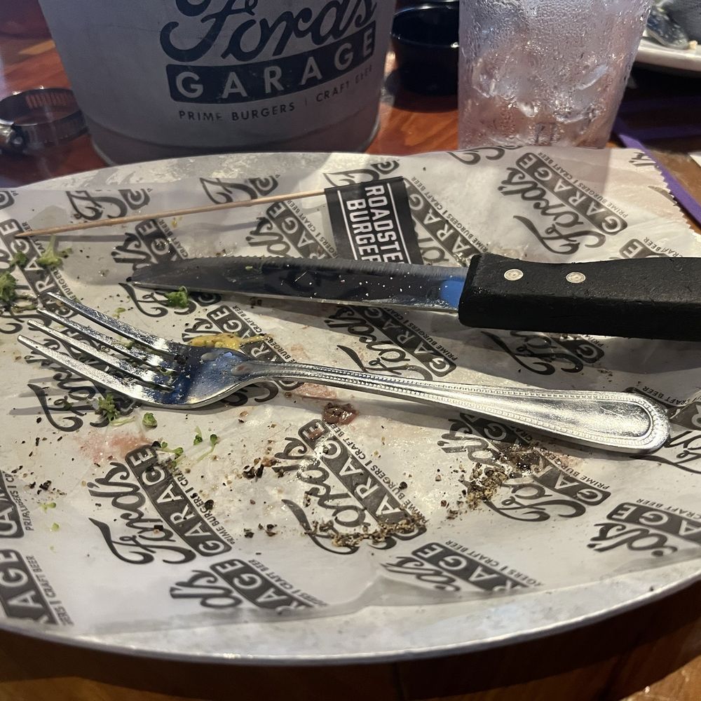 Ford's Garage Plantation - There was a great cheese burger and some broccoli on this plate before I snapped the picture. - Bars Near Me - Plantation, Florida Ford's Garage Plantation - There was a great cheese burger and some broccoli on this plate before I snapped the picture. - Bars Near Me - Plantation, Florida