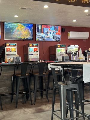 Black Bayou Seafood & Daiquiri Bar by null