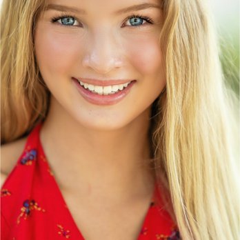 Shea Anne Studios - Teen Headshot - Session Photography Near Me Shea Anne Studios - Teen Headshot - Session Photography Near Me