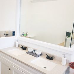 Clean and sterilizing room