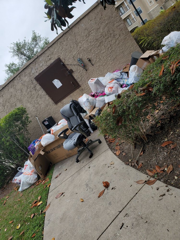 CENTURY EDGEWATER Updated April 2024 20 Photos & 26 Reviews 200 Water St, ster, Texas