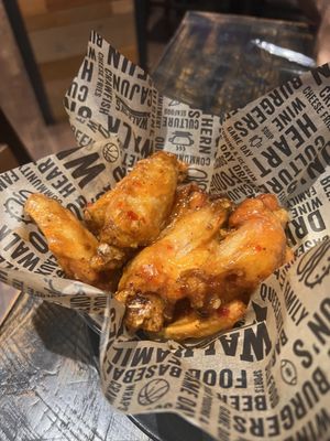 Walk-On's Sports Bistreaux - Arlington Restaurant by null