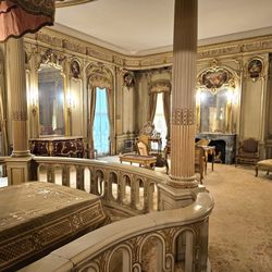 Vanderbilt Mansion - Mrs Vanderbilt's Master Bedroom