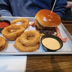 Bulldog Burger - Smokehouse Burger with onion rings Perfect in every bite and the onion rings are huge!