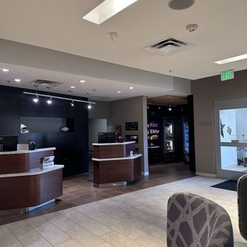 Courtyard by Marriott Dallas Plano/The Colony - Reception area and snack corner - Hotels Near Me - The Colony, Texas