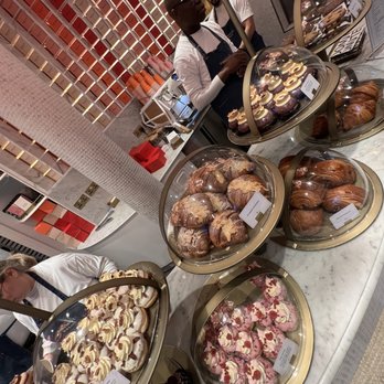 Donutelier - Donuts Near Me - London, XGL