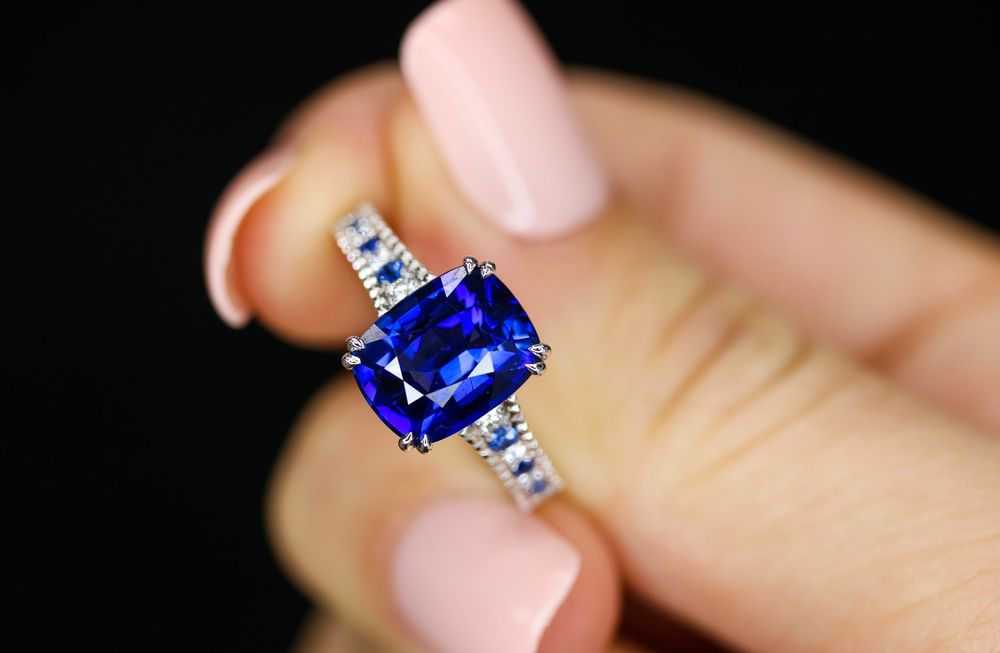 SIGNIFICANT STONES Updated May 2024 52 Photos Calabasas