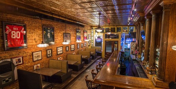 North Highland Pub by null