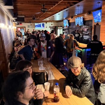 Pub Del Pueblo - Pubs Near Me - Burbank, California Pub Del Pueblo - Pubs Near Me - Burbank, California