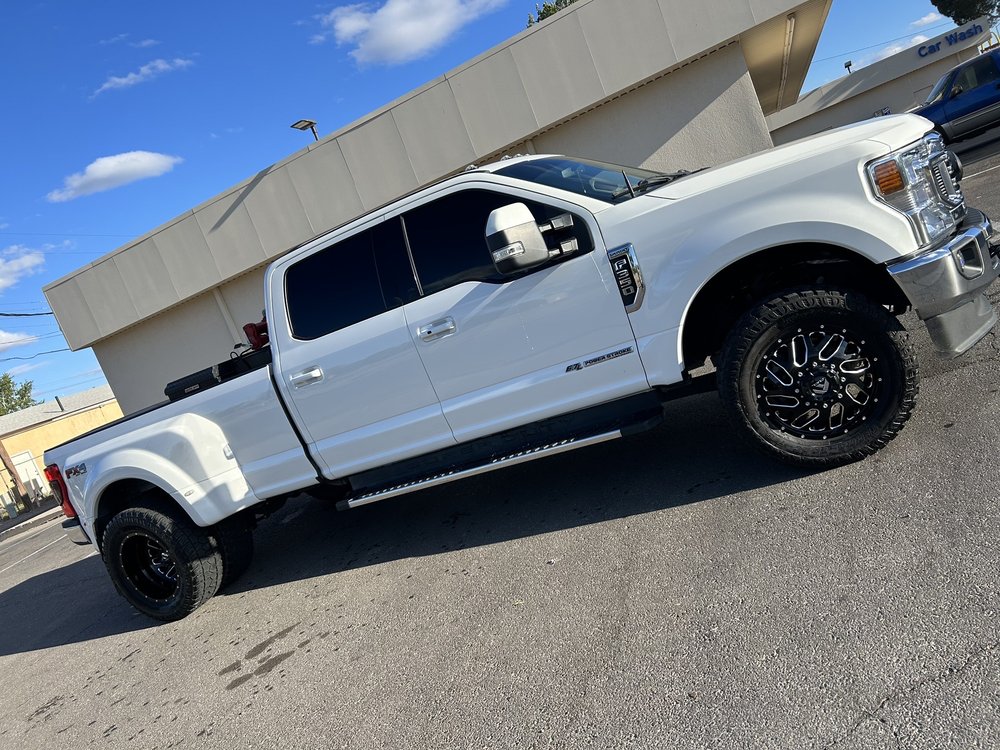 Suds Up Hand Car Wash