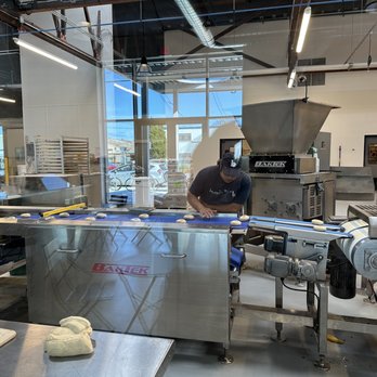Boichik Bagels Factory - Fresh bagels anyone? - Bagels Near Me - Berkeley, California