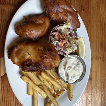 Elliott Bay Brewing - Lake City - Luna Fish & Chips - American Near Me - Seattle, Washington Elliott Bay Brewing - Lake City - Luna Fish & Chips - American Near Me - Seattle, Washington