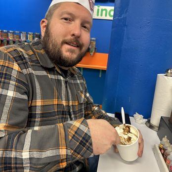 The Turkey Hill Experience - Creating My Ice Cream - Ice Cream & Frozen Yogurt Near Me - Columbia, Pennsylvania