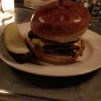 Au Cheval - Cheeseburger with bacon - Bars Near Me - Chicago, Illinois