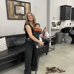 V Boutique & Salon - I take pride in my salón!