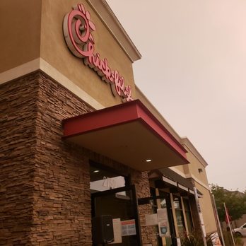 Chick-fil-A - Waited an hour and 15 mins in the smoke - Fast Food Near Me - Walnut Creek, California