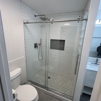 805 Flooring Baths & Kitchens - Flooring Near Me - Oxnard, California
