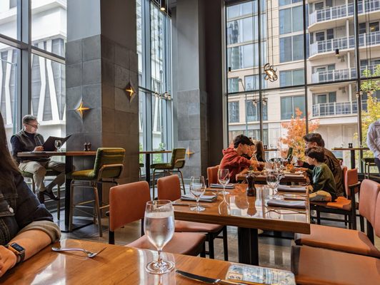 Epicurean Atlanta, Autograph Collection by null