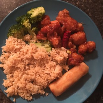 Golden Shanghai - General Tao's chicken with friend rice & egg roll - Chinese Near Me - Denver, Colorado Golden Shanghai - General Tao's chicken with friend rice & egg roll - Chinese Near Me - Denver, Colorado