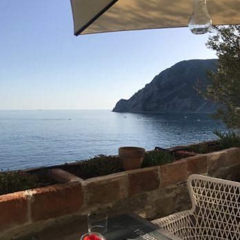 Torre Aurora - Amazing views from the balcony seating - Wine Bars Near Me - Monterosso al Mare, SP