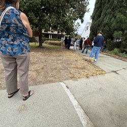 Looking Up - Estate Sales by Barbara - The line at 9:15am