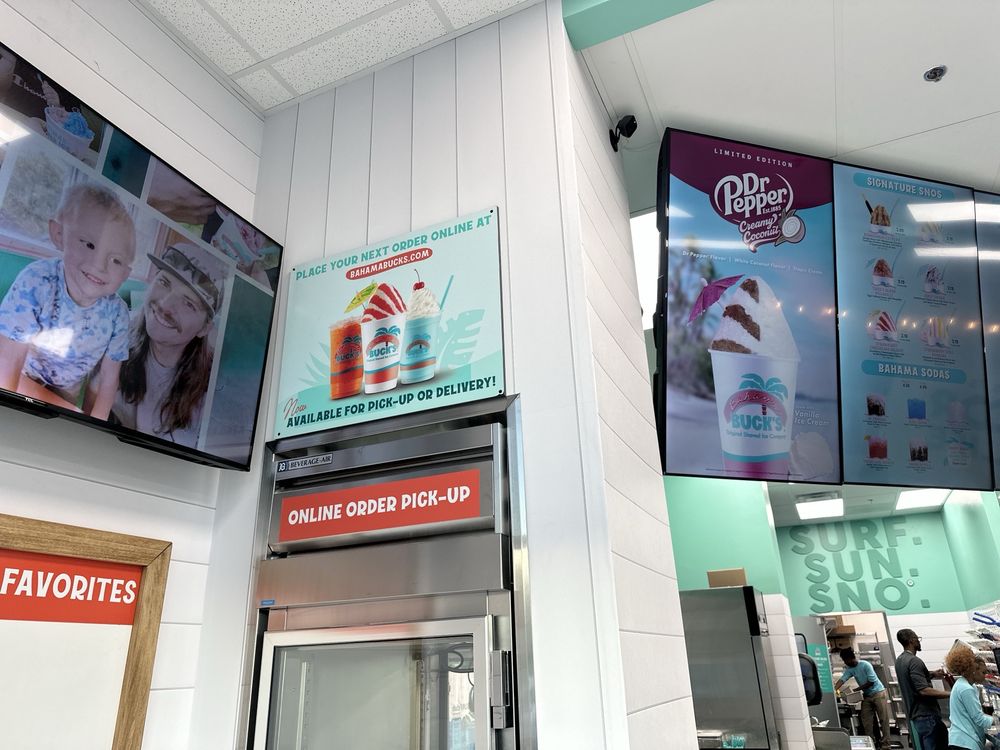 Bahama Buck's - Waldorf Logo