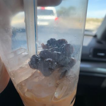 Donut Inn - Bobas are disgusting. - Donuts Near Me - Palmdale, California