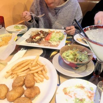 El Charro Mexican Restaurant - Mexican Near Me - North Providence, Rhode Island
