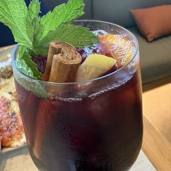 Teleferic Barcelona - Telefèric Sangria - Spanish Near Me - Long Beach, California Teleferic Barcelona - Telefèric Sangria - Spanish Near Me - Long Beach, California