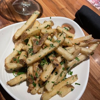 Yard House - Parmesan Truffle Fries - New American Near Me - Orlando, Florida